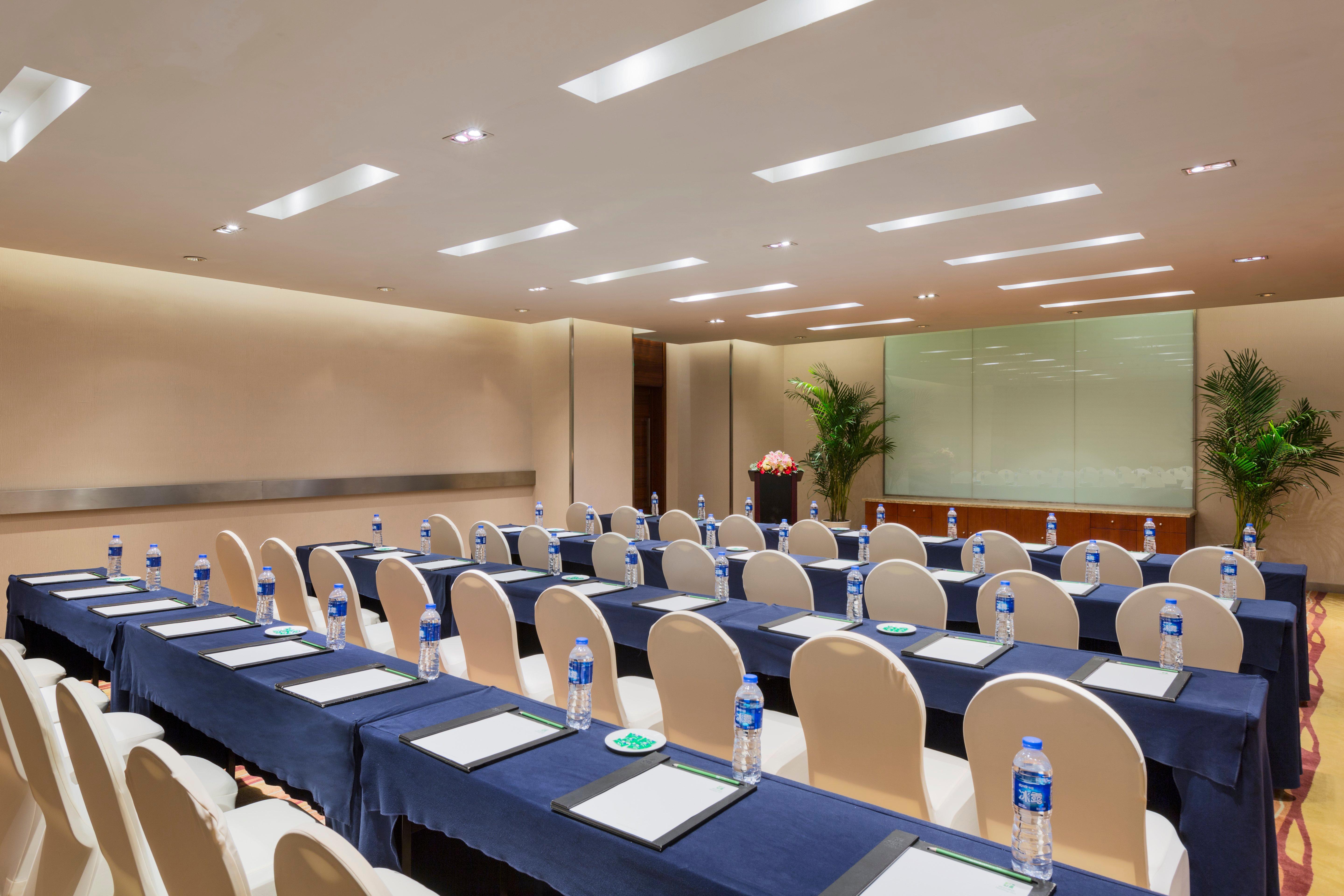 Nanjing Aqua By Ihg Hotel